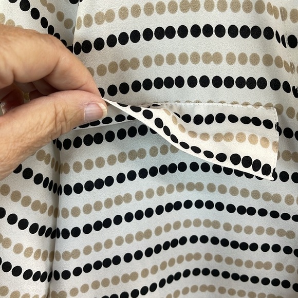 Calvin Klein women’s M Blush & black polka dot on cream blouse longsleeve v-neck - Picture 3 of 13